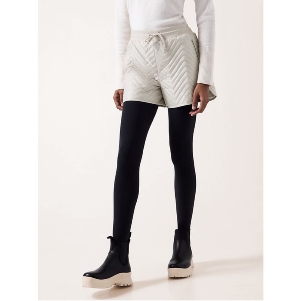 NWT ATHLETA Apres Ski Shorts